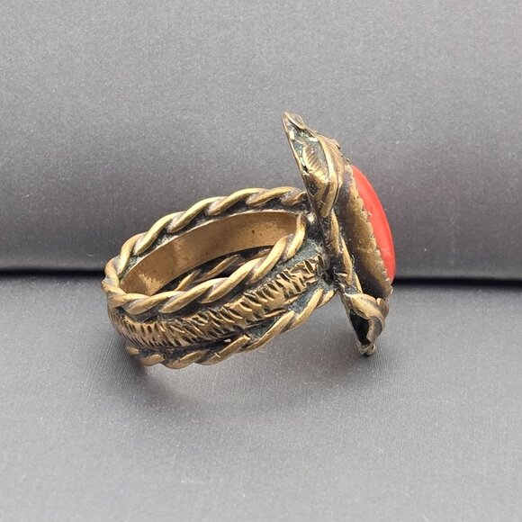 VTG Southwestern Brass & Red Coral Ring Size 8 Leaf Motif Etched Rope Band - Picture 6 of 12